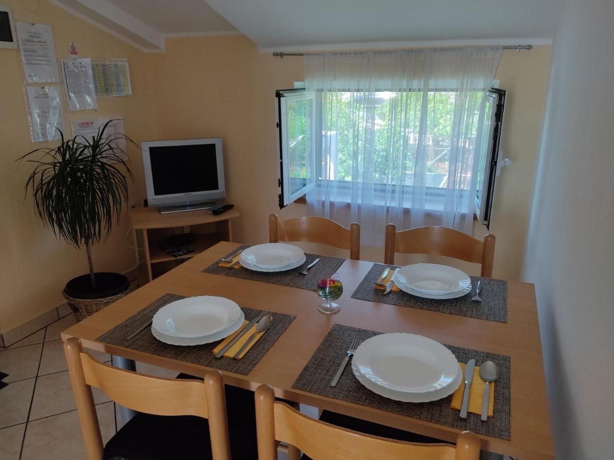 Apartmani Danica Risika Esterno foto